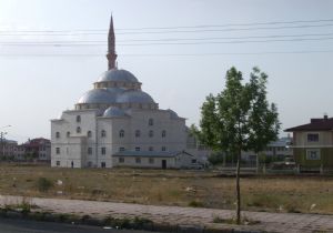 Teravih kılınırken yıldırım düştü